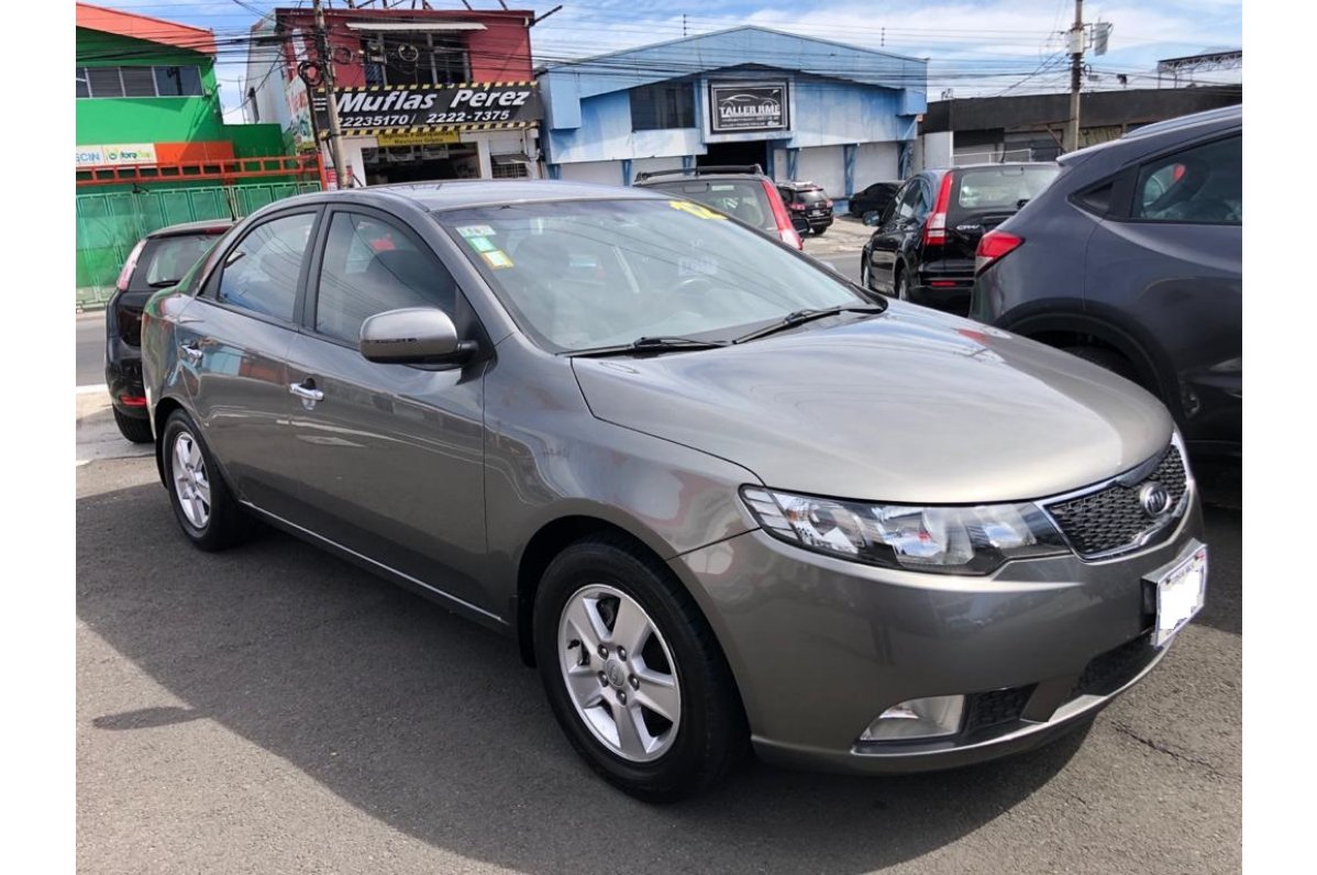 Kia CERATO - COD. 467 2012