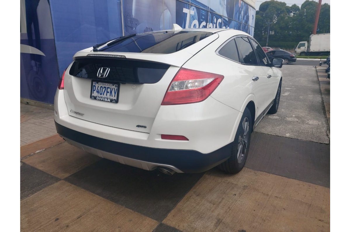 Honda CROSSTOUR 2013