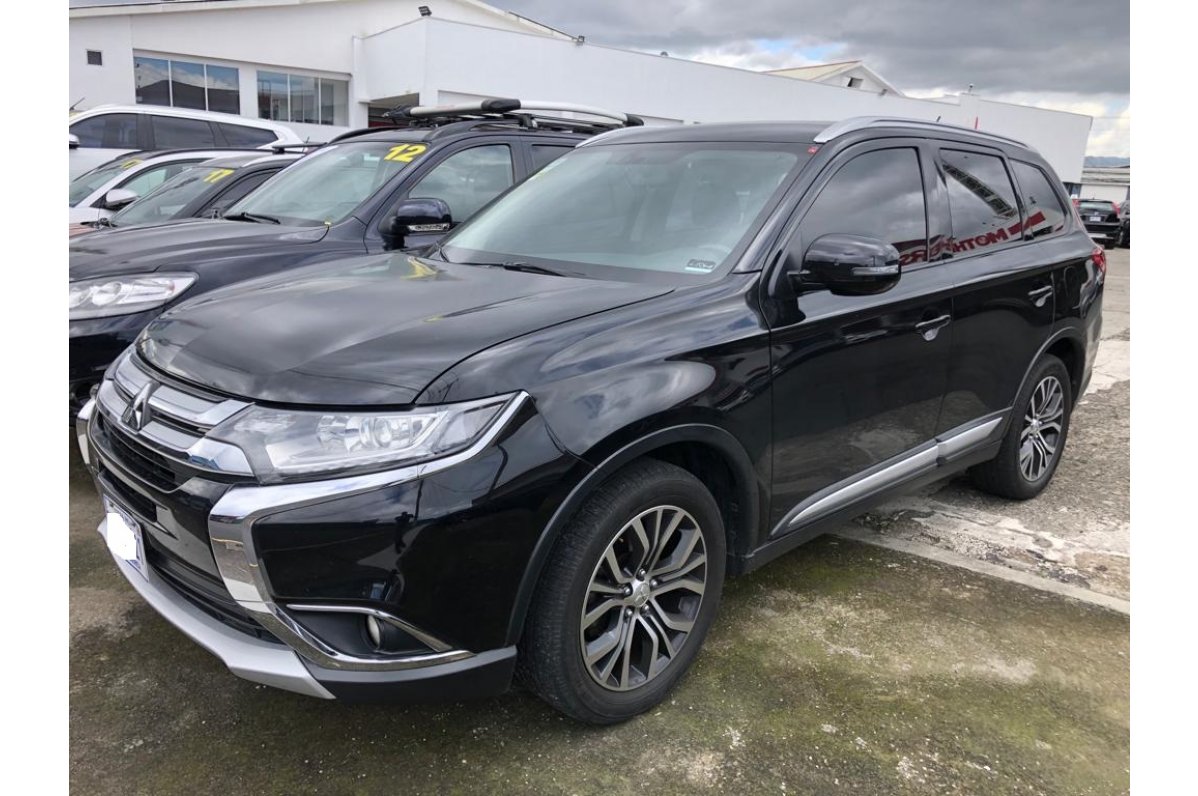 Mitsubishi OUTLANDER - 4 X 2 - COD. 555 2017