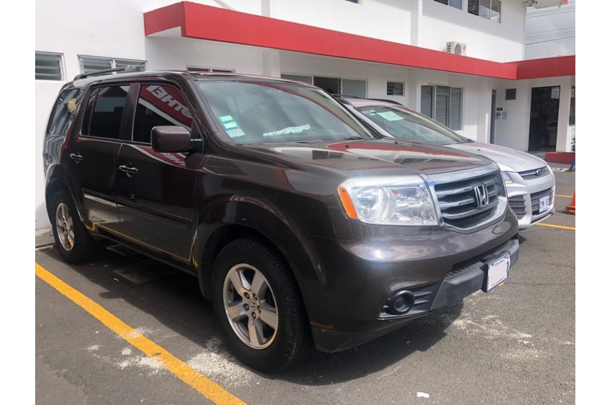Honda PILOT - LX - 4 X 2 - COD. 389 2014
