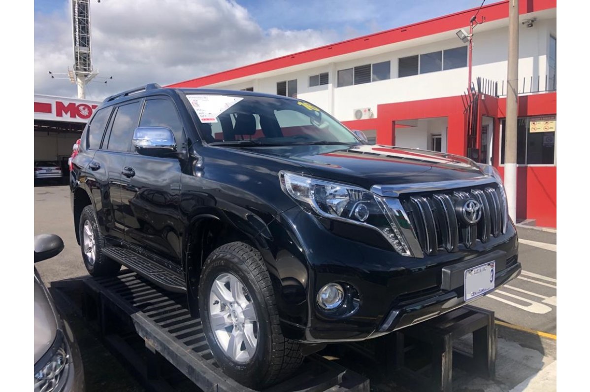 Toyota PRADO - 4 X 4 - COD. 390 2016