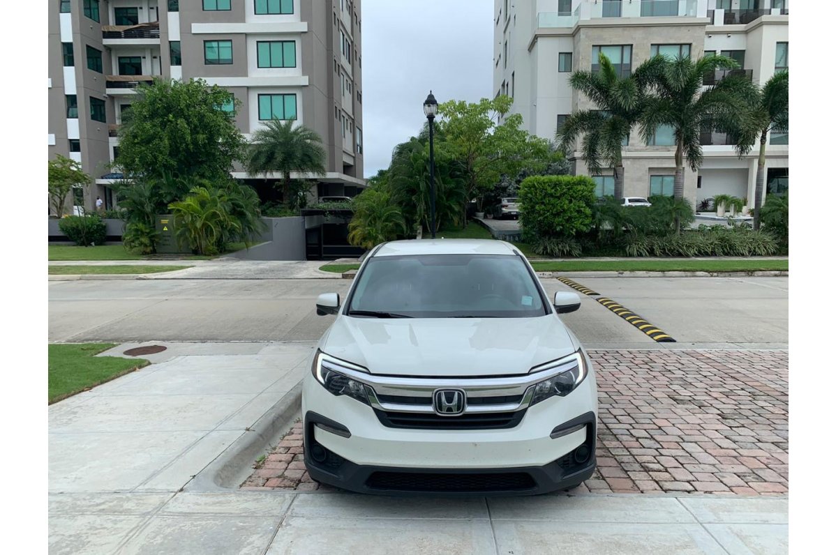 Honda Pilot LX 2019