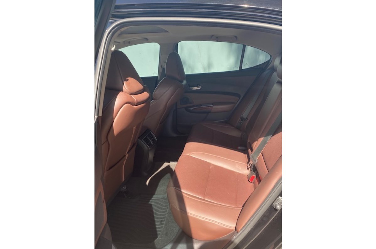 Acura TLX V6 2016