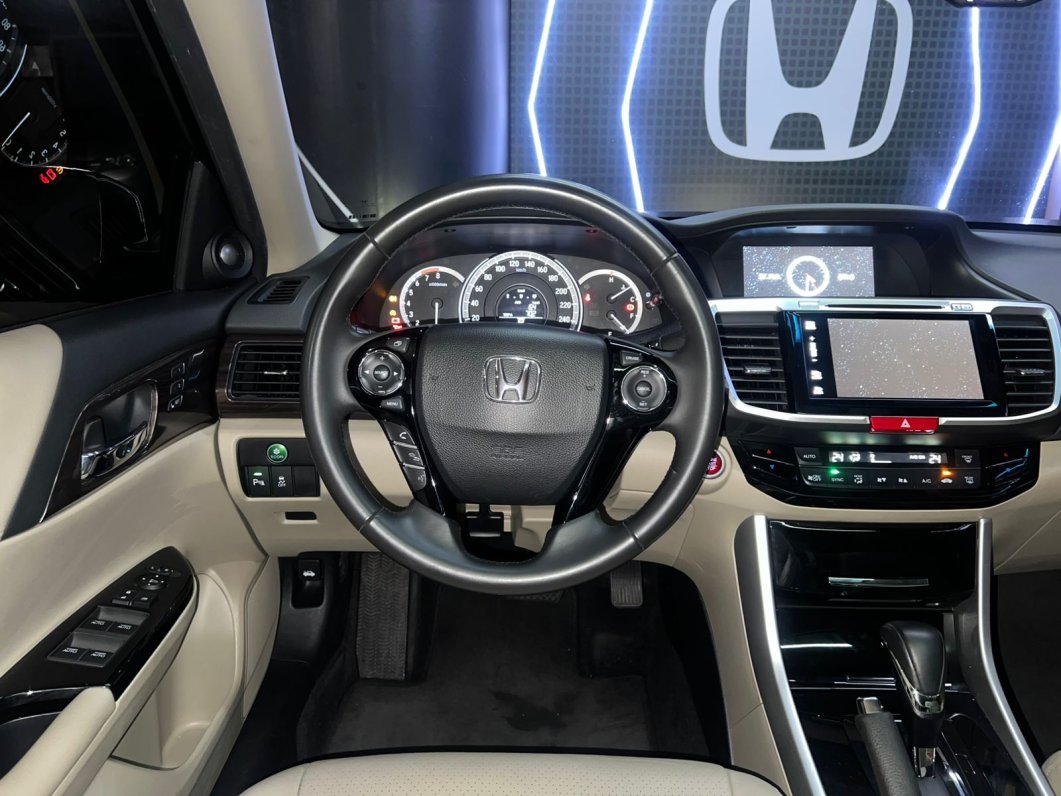 Honda ACCORD V6 2017