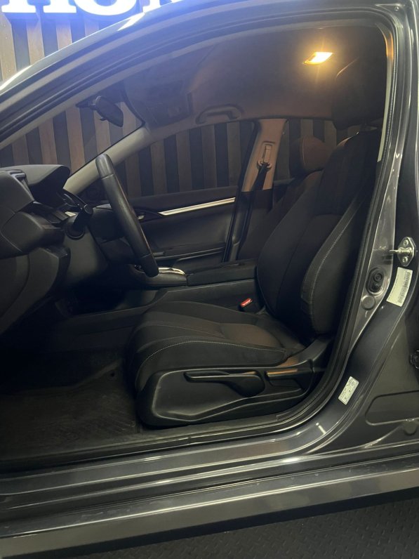 Honda CIVIC LX 2018