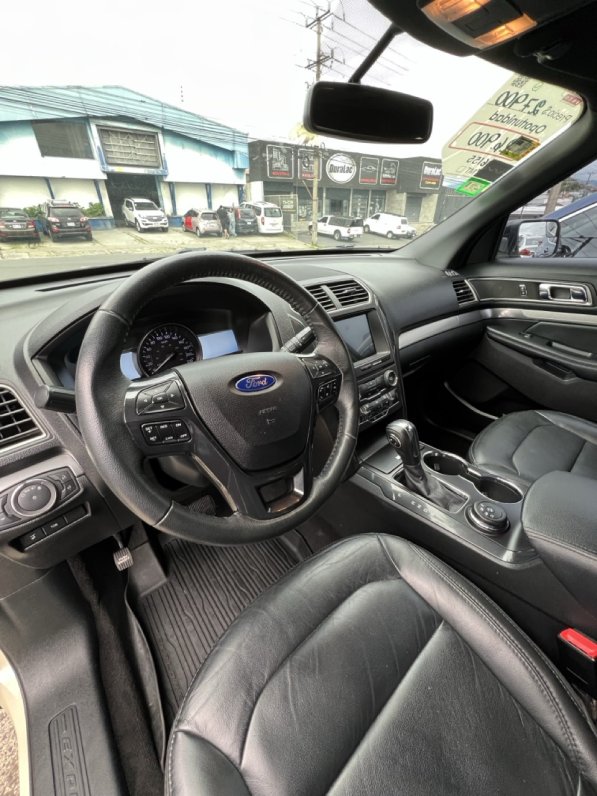 Ford FORD EXPLORER 2018