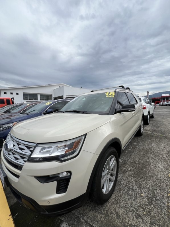 FORD EXPLORER 2018