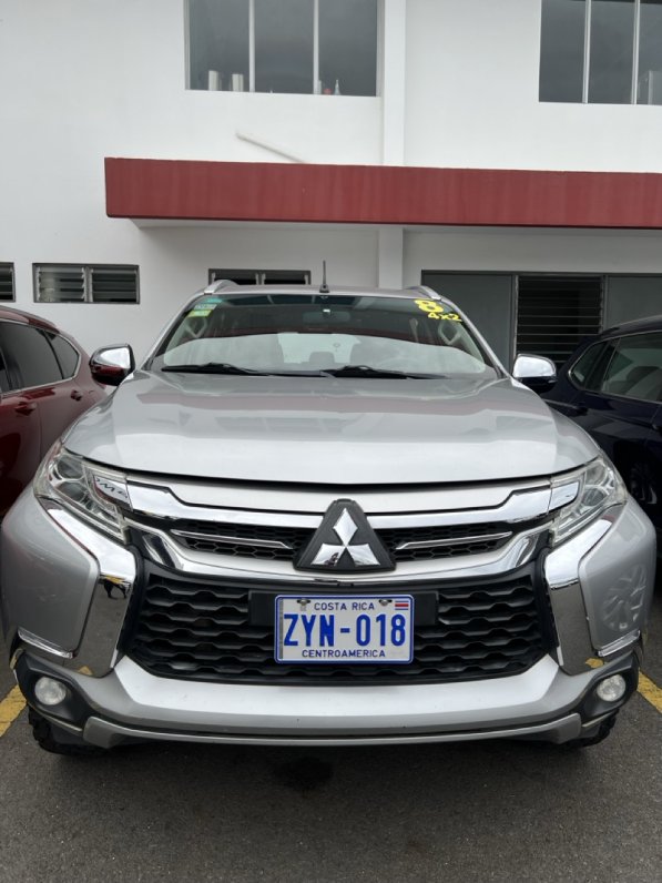 MITSUBISHI MONTERO SPORT 2018