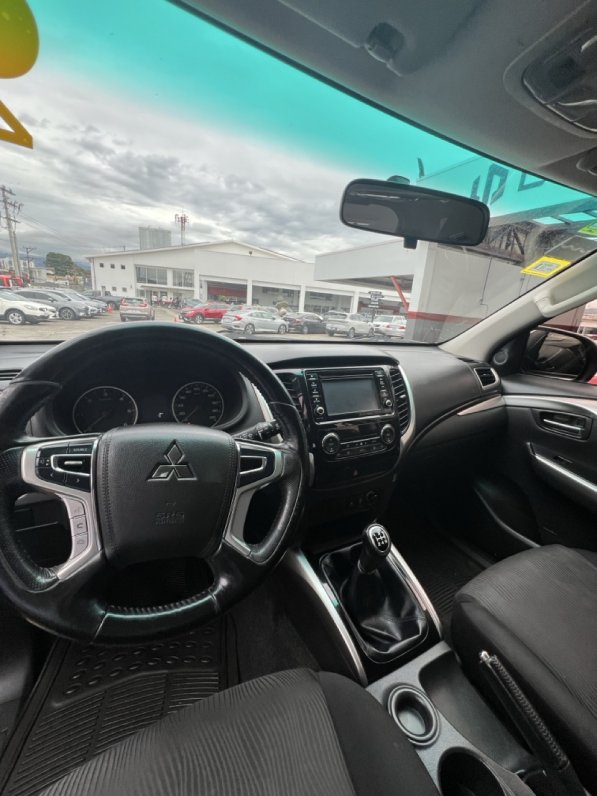 Mitsubishi MITSUBISHI MONTERO SPORT 2018