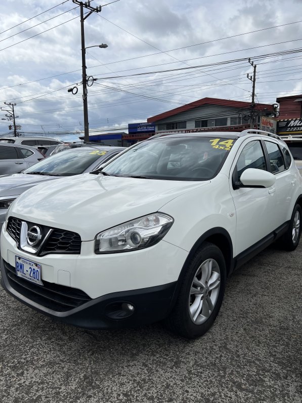 NISSAN QASHQAI 2014