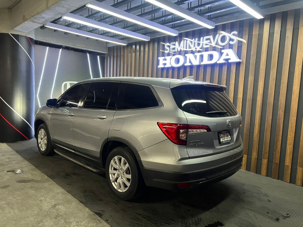 Honda PILOT LX 2020