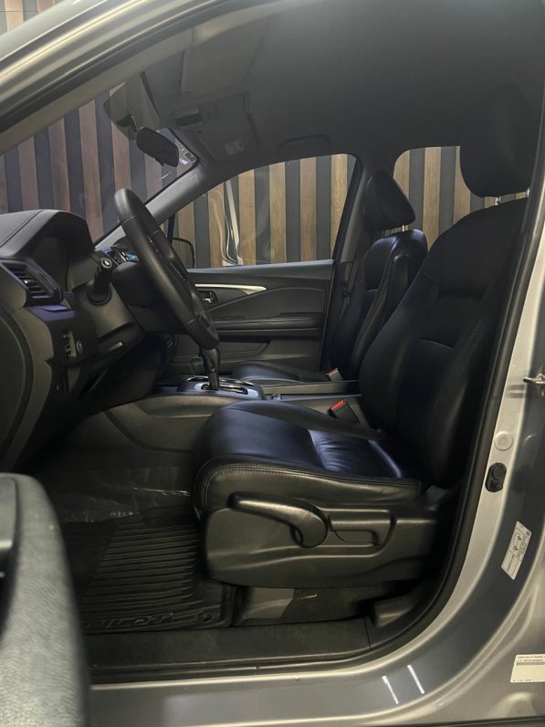 Honda PILOT LX 2019